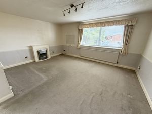 Lounge- click for photo gallery